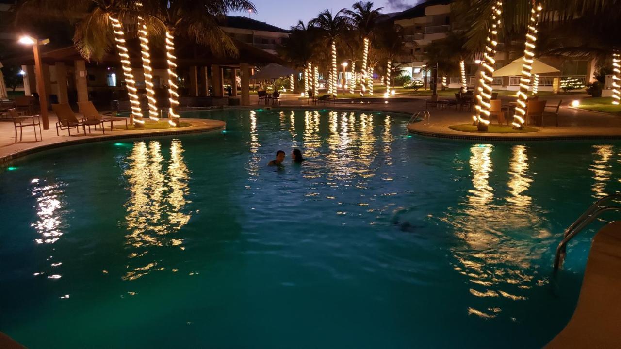 Paraiso Das Dunas - Apartamento A Beira Mar Com Jacuzzi - Proximo Ao Beach Park Aquiraz Exterior foto